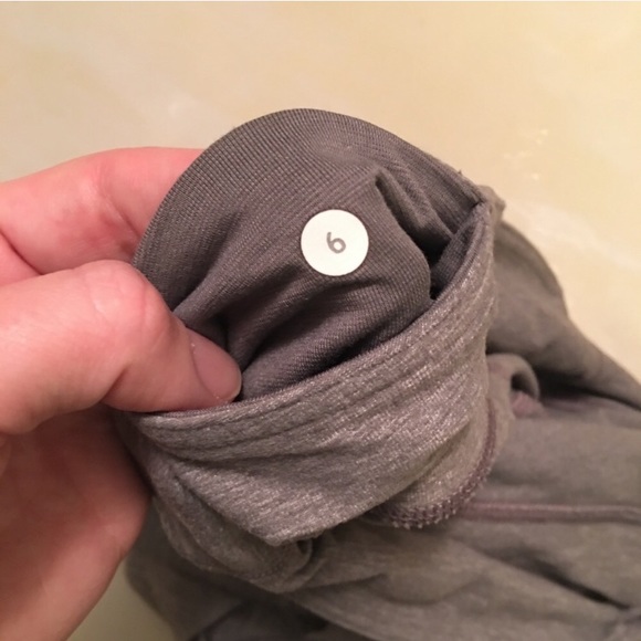 Grey Wunder under lululemon leggings - Picture 6 of 6